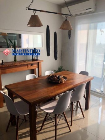 IMPECABLE DEPARTAMENTO 3 AMBIENTES CON COCHERA EN BERNAL