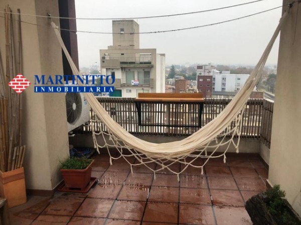 IMPECABLE DEPARTAMENTO 3 AMBIENTES CON COCHERA EN BERNAL