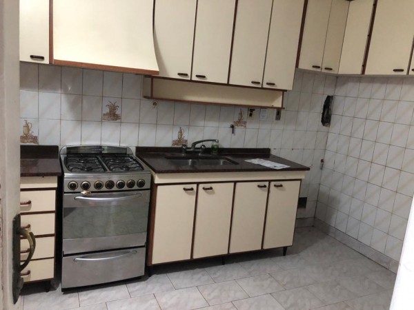 VENTA CASA 3 AMBIENTES LOTE 10x34 FCO VARELA Bosques