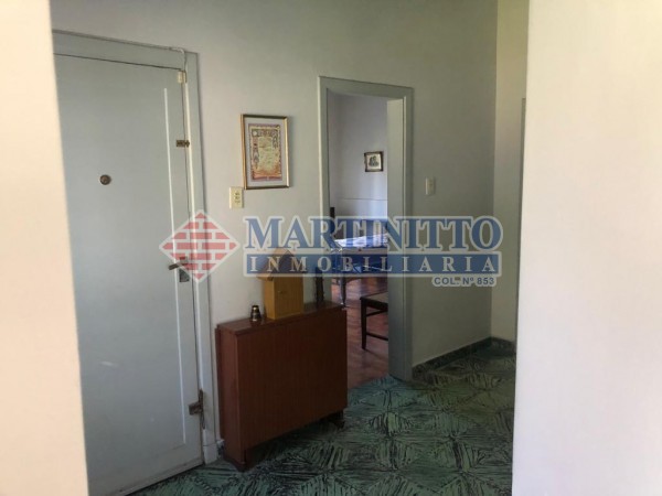 OPORTUNIDAD!!! VENTA CASA SOBRE DOS LOTES CON PISCINA EN QUILMES OESTE